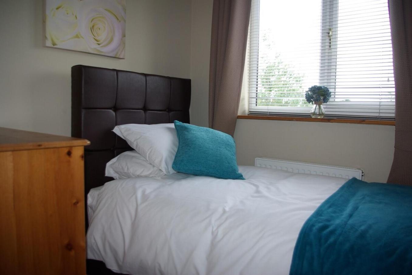Portland Mews - 3 Bed Holiday Home By Premier Serviced Accommodation Leek Extérieur photo